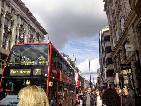 FOTOS DE MI AMIGA EN LONDRES