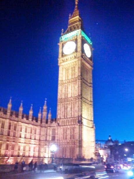 FOTOS DE MI AMIGA EN LONDRES