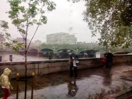 FOTOS DE MI AMIGA EN LONDRES