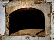 escandalizó profanos