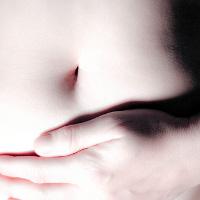 como afecta la menstruacion a la voz