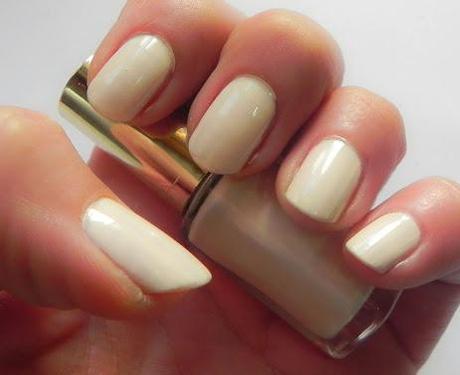 Esmaltes de primavera/verano: Hoy, L'oreal 856-Peach Neglicé