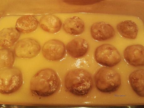 Albóndigas al horno con salsa de manzanas