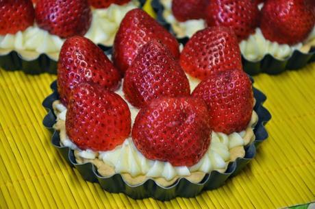 Tartaletas De Crema Con Fresas