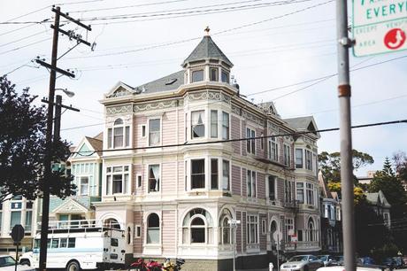 San_Francisco-Road_Trip_California-Alamo_Square-Collaege_Vintage-24