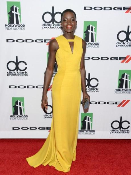 ESTILO DE LUPITA NYONG 9 B