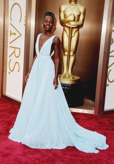 ESTILO DE LUPITA NYONG 2 B