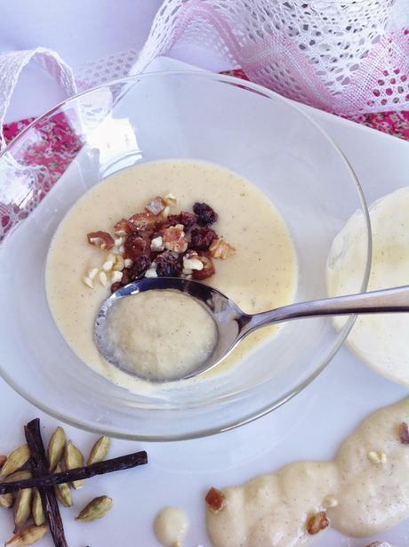 PASTAS DE LA MEDIA LUNA O GALLETAS DEL LEÓN CON CREMA INGLESA AROMATIZADA CON VAINILLA Y CARDAMOMO - TERCER RETO NAZARÍ