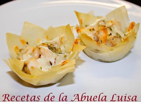 TARTALETAS DE PASTA FILO CON PUERRO CHAMPIÑÓN Y GAMBAS