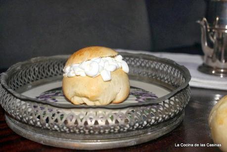 Semlor o Semla: Bake The World