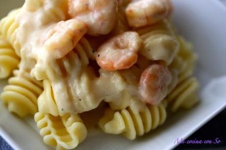 RADIATORI CON GAMBAS Y CEBOLLA: