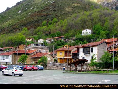Ruta del Alba: Aparcamiento en Soto de Agues Ruta del Alba: Aparcamiento en Soto de Agues