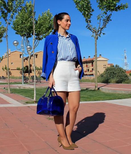 Shorts blancos con klein...