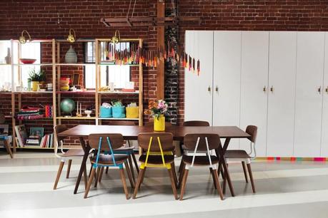 EL COLORIDO ESTUDIO DE UNA DISEÑADORA GRÁFICA