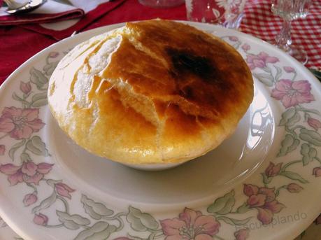 CREMA DE NÉCORAS CON TAPA DE HOJALDRE