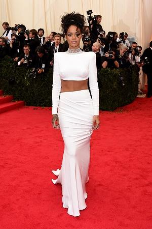 rihanna gala met 2014 ilovepitita ALFOMBRA ROJA   GALA MET 2014