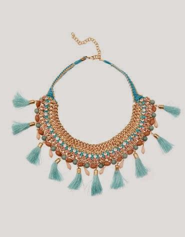 Collares Bershka