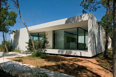 Vivienda Vanguardista en el Bosque