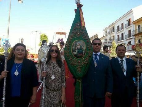 Nuestra hermandad, presente en las procesiones de la Divina Pastora de San Antonio y de la Virgen de Consolación de Utrera