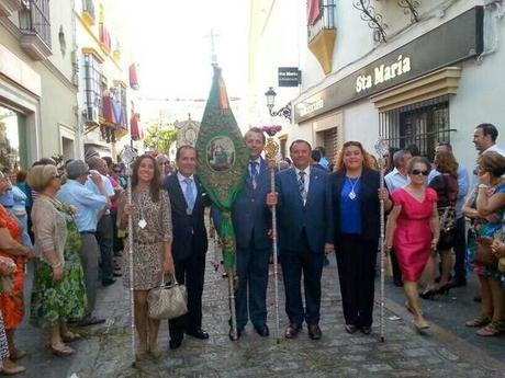 Nuestra hermandad, presente en las procesiones de la Divina Pastora de San Antonio y de la Virgen de Consolación de Utrera