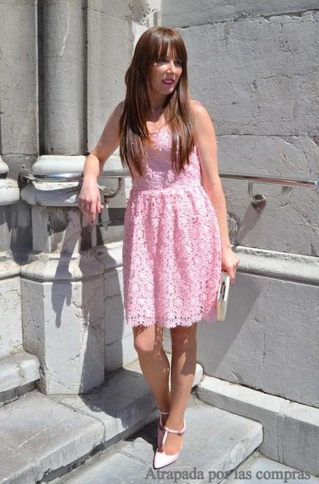 VESTIDO ROSA DE GUIPUR