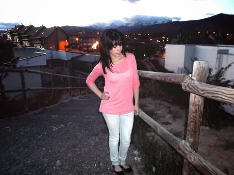 Outfit: Coral y Encaje. Outfit: Coral y Encaje.