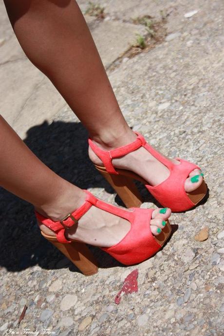 VANE FLOWERS VANE FLOWERS 10 10