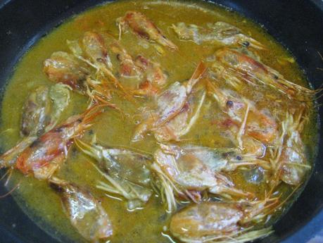 CALAMARES RELLENOS CON ALCACHOFAS Y GAMBAS