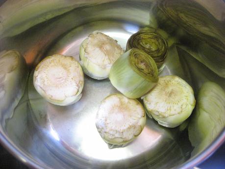 CALAMARES RELLENOS CON ALCACHOFAS Y GAMBAS