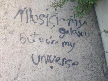 LA MÚSICA ES MI GALAXIA PERO TU ERES MI UNIVERSO