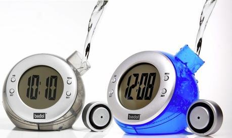 water powered clock bedol 5 gadgets que te ayudaran a reducir el consumo de energía