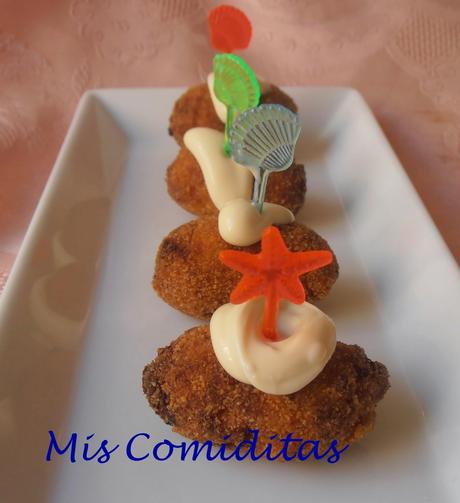 CROQUETAS DE PINCHITOS CON NUBE DE ALIOLI