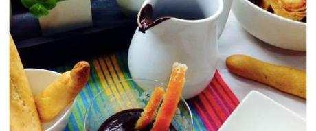 Desayunos especiales.  Chocolate con naranja confitada