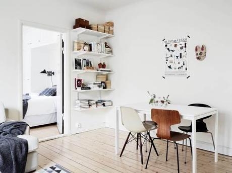 sillón Butterfly sillas Eames sidechair sillas ant lámpara AJ Floor interiores espacios pequeños estilo y diseño nórdico escandinavo estilo nórdico escandinavo decoración elegante blanco gris madera decoración con mucho estilo blog decoracion interiores Acabados impecables en decoración 