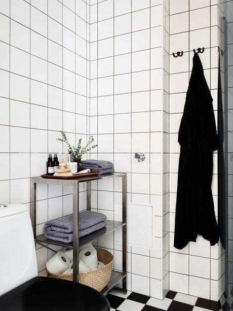 sillón Butterfly sillas Eames sidechair sillas ant lámpara AJ Floor interiores espacios pequeños estilo y diseño nórdico escandinavo estilo nórdico escandinavo decoración elegante blanco gris madera decoración con mucho estilo blog decoracion interiores Acabados impecables en decoración 