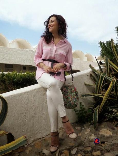 Look AJM #4   By Dandara