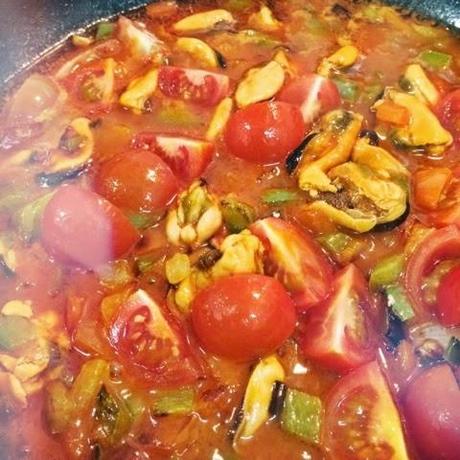 RECETAS. TOSTA DE MEJILLONES