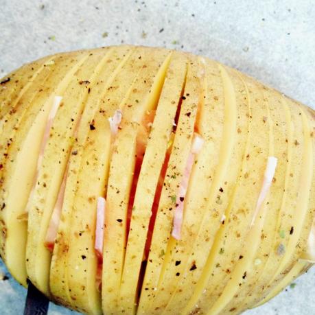 RECETAS. Patatas Hasselback con bacon y queso