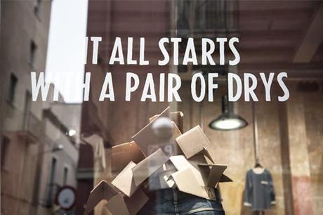 Susana Piquer muestra “la desnuda verdad de los vaqueros” en su montaje para Nudie Jeans Barcelona. 13 nudie jeans