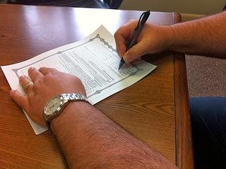 Contrato de interinidad: Régimen jurídico y características fundamentales