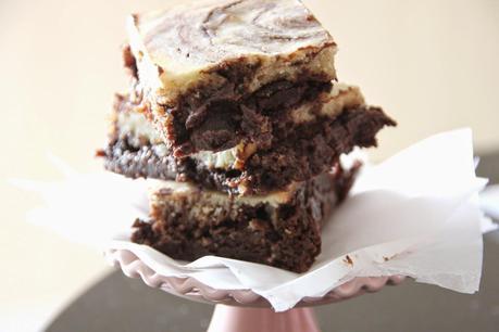 Brownie de pastel de queso y chocolate