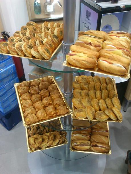 S. HA ESTADO ALLI: LA RUTA DE GOTTA, LA RUTA DE LA BELLEZA S. HA ESTADO ALLI: LA RUTA DE GOTTA, LA RUTA DE LA BELLEZA