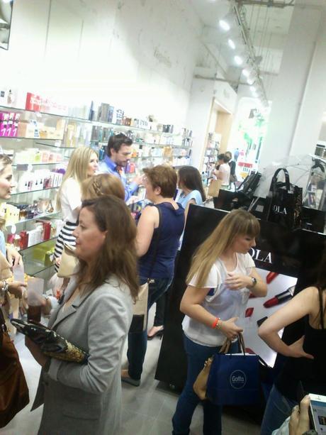 S. HA ESTADO ALLI: LA RUTA DE GOTTA, LA RUTA DE LA BELLEZA S. HA ESTADO ALLI: LA RUTA DE GOTTA, LA RUTA DE LA BELLEZA