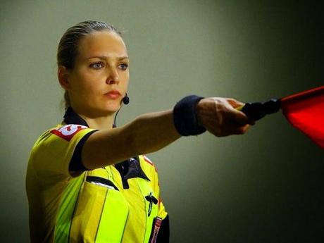 Las arbitras mas atractivas del mundo...¿o no?