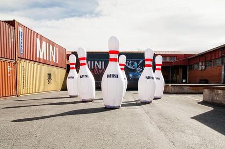 Mini Bowling o como tirar bolos XXL con un Mini