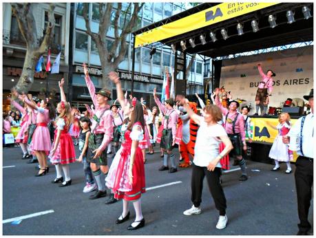 Festividad de colectividades: arte en las calles y ¡qué arte!