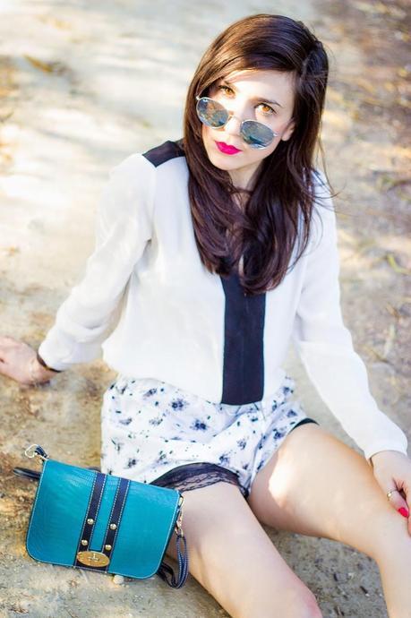 Floral Lace White And Black Shorts