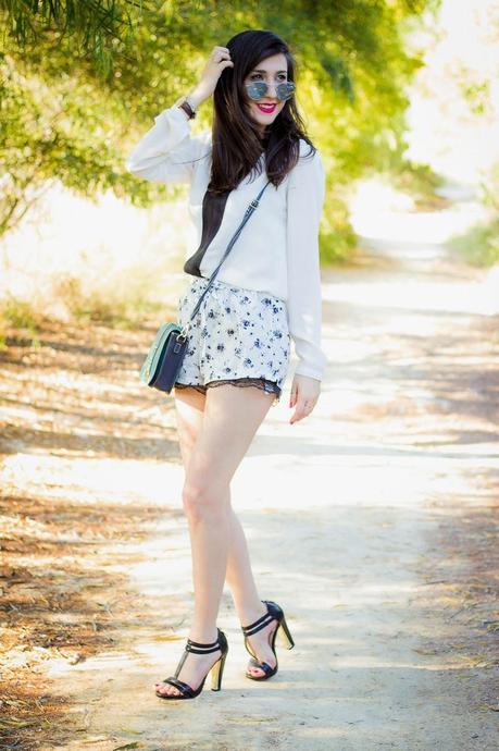 Floral Lace White And Black Shorts