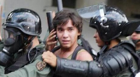 Detenido por protestar hijo de Rodríguez Chacín!!!
