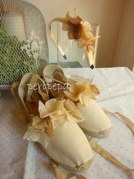 ALPARGATAS Y DIADEMA PARA  PAQUITA